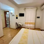 Note Sulla Piazza לינה וארוחת בוקר קליארי