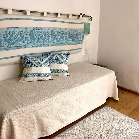 Note Sulla Piazza 4*