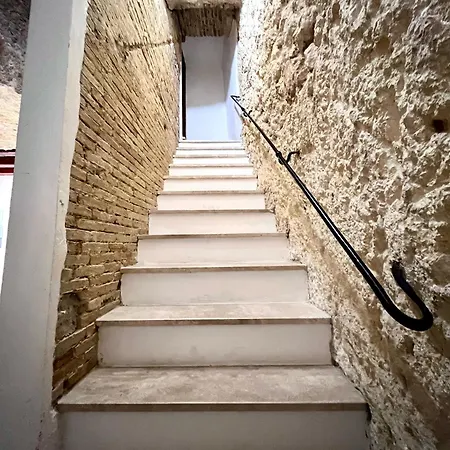 Bed & Breakfast Note Sulla Piazza Cagliari