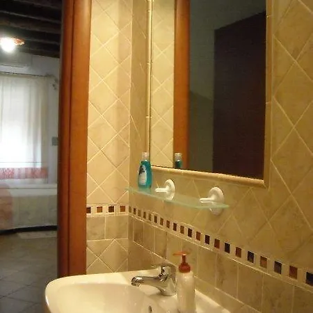 Bed & Breakfast Note Sulla Piazza Cagliari