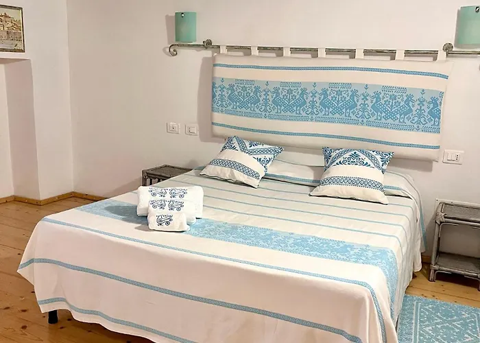 住宿加早餐酒店 诺特苏拉皮亚扎旅馆 4*